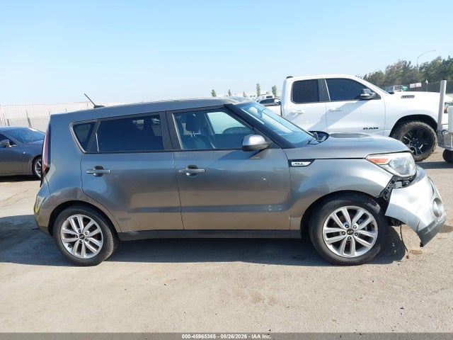 KIA SOUL + 2018 KNDJP3A50J7579558 Image 12