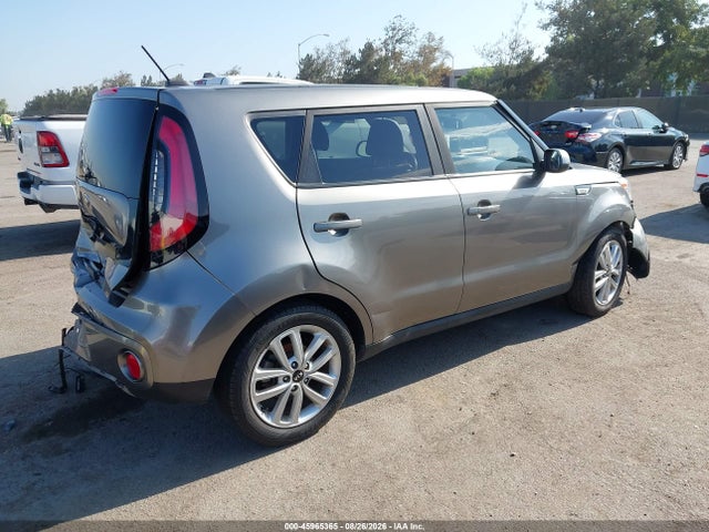 KIA SOUL + 2018 KNDJP3A50J7579558 Image 4