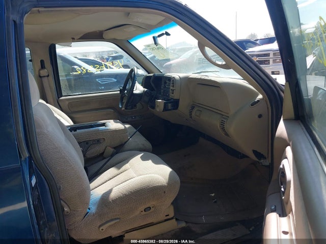Продажа на аукционе авто 1998 Chevrolet K1500 Fleetside, vin: 2GCEK19R9W1262314, номер лота: 45965382
