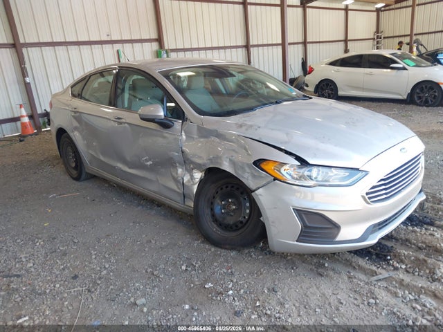Продаж на аукціоні авто 2019 Ford Fusion S, vin: 3FA6P0G76KR101917, номер лоту: 45965406