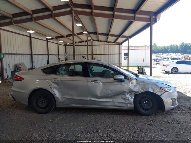 2019 Ford Fusion S მანქანა იყიდება აუქციონზე, vin: 3FA6P0G76KR101917, აუქციონის ნომერი: 45965406