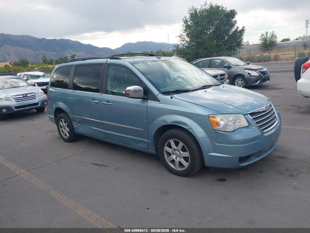 45965412 :رقم المزاد ، 2A4RR5D14AR187970 vin ، 2010 Chrysler Town & Country Touring مزاد بيع