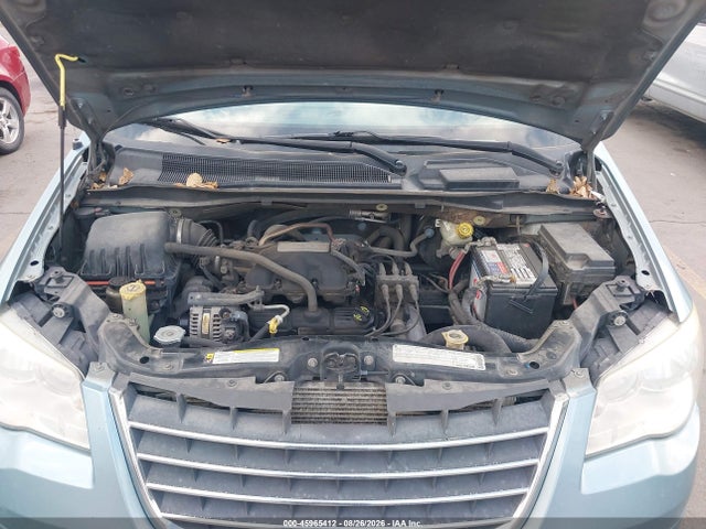 45965412 :رقم المزاد ، 2A4RR5D14AR187970 vin ، 2010 Chrysler Town & Country Touring مزاد بيع