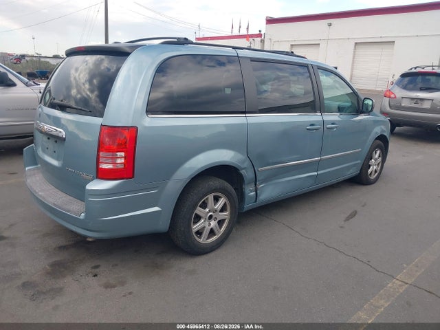 45965412 :رقم المزاد ، 2A4RR5D14AR187970 vin ، 2010 Chrysler Town & Country Touring مزاد بيع