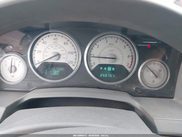 45965412 :رقم المزاد ، 2A4RR5D14AR187970 vin ، 2010 Chrysler Town & Country Touring مزاد بيع