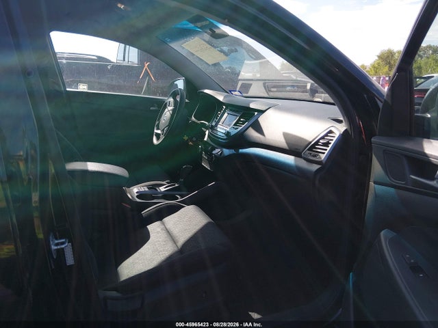 Продаж на аукціоні авто 2017 Hyundai Tucson Se, vin: KM8J3CA45HU296549, номер лоту: 45965423
