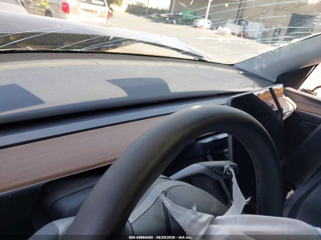 Продаж на аукціоні авто 2024 Tesla Model Y Long Range Dual Motor All-wheel Drive, vin: 7SAYGDEE1RF064561, номер лоту: 45965480