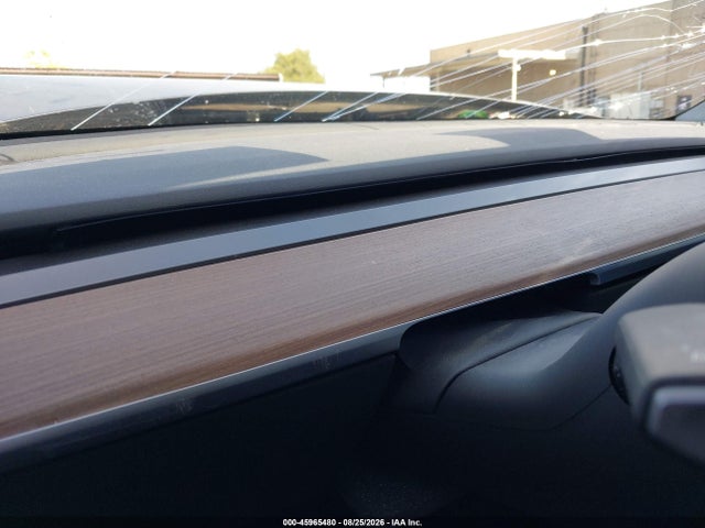 Продаж на аукціоні авто 2024 Tesla Model Y Long Range Dual Motor All-wheel Drive, vin: 7SAYGDEE1RF064561, номер лоту: 45965480