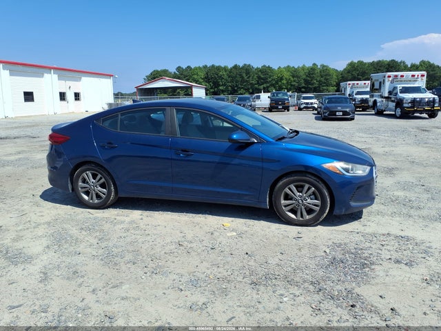 Продажа на аукционе авто 2018 Hyundai Elantra Sel, vin: 5NPD84LF8JH383918, номер лота: 45965492