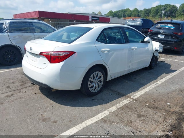 Продажа на аукционе авто 2018 Toyota Corolla Le, vin: 5YFBURHEXJP829621, номер лота: 45965495