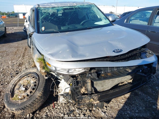 2020 Kia Soul Lx მანქანა იყიდება აუქციონზე, vin: KNDJ23AU3L7103569, აუქციონის ნომერი: 45965530
