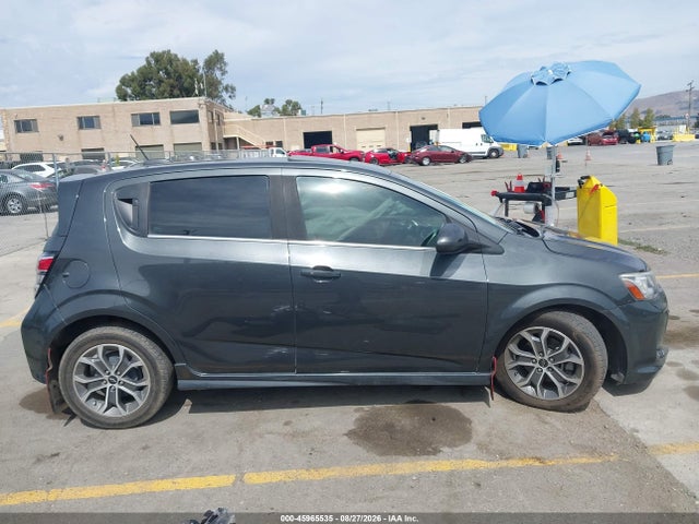 Chevrolet Sonic Lt Auto 2018 1G1JD6SB4J4131171 Image 14