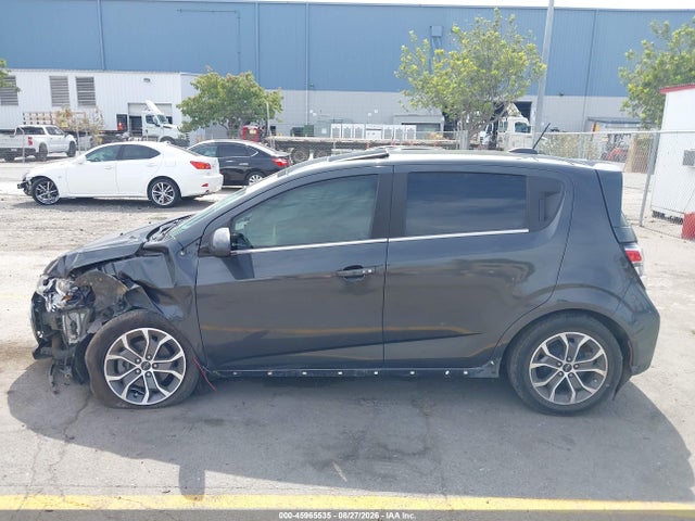 Chevrolet Sonic Lt Auto 2018 1G1JD6SB4J4131171 Image 15