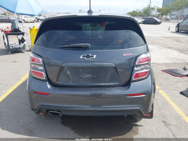 Chevrolet Sonic Lt Auto 2018 1G1JD6SB4J4131171 Image 17