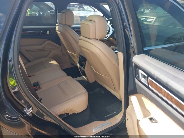 Продаж на аукціоні авто 2022 Porsche Cayenne E-hybrid Platinum Edition, vin: WP1AE2AY7NDA26065, номер лоту: 45965548