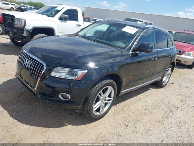 Audi Q5 2.0t Premium 2016 WA1C2AFP3GA008142 Image 2
