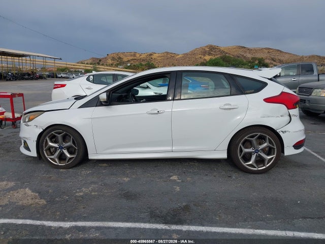 Ford FOCUS ST 2017 1FADP3L9XHL308558 Image 14