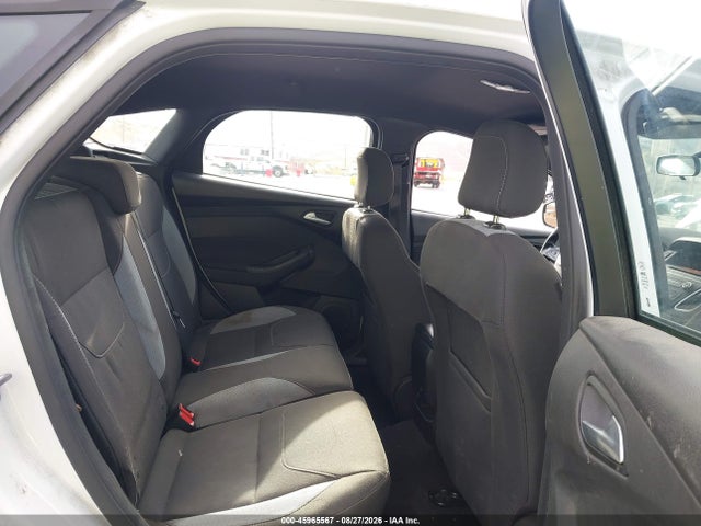 Ford FOCUS ST 2017 1FADP3L9XHL308558 Image 8