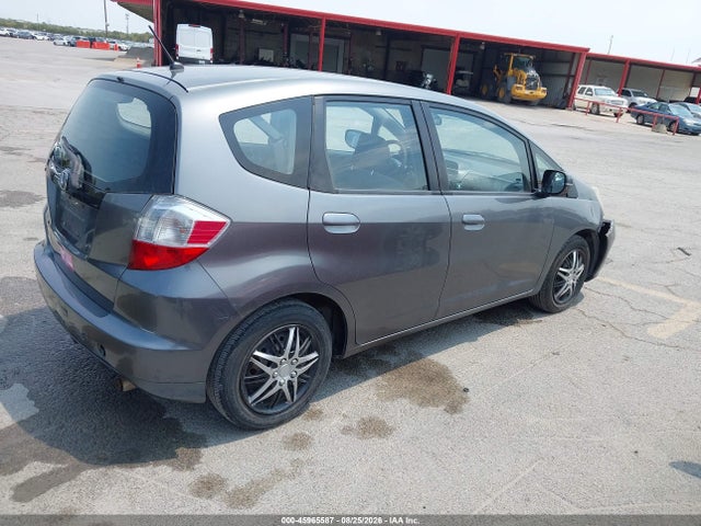2013 Honda Fit მანქანა იყიდება აუქციონზე, vin: JHMGE8H35DC080928, აუქციონის ნომერი: 45965587