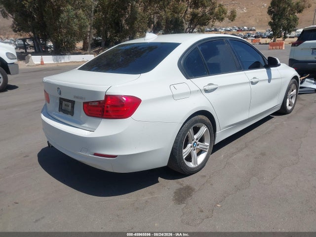 WBA3C1C54FK122484 BMW 328I