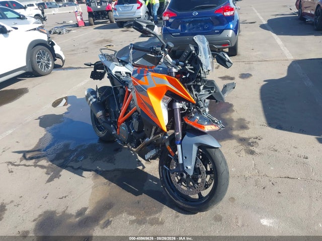 2023 Ktm 1290 Super Duke Gt მანქანა იყიდება აუქციონზე, vin: VBKV69401PM967396, აუქციონის ნომერი: 45965626