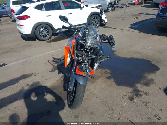 45965626 :رقم المزاد ، VBKV69401PM967396 vin ، 2023 Ktm 1290 Super Duke Gt مزاد بيع