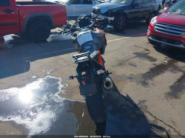 45965626 :رقم المزاد ، VBKV69401PM967396 vin ، 2023 Ktm 1290 Super Duke Gt مزاد بيع