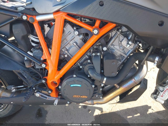 45965626 :رقم المزاد ، VBKV69401PM967396 vin ، 2023 Ktm 1290 Super Duke Gt مزاد بيع