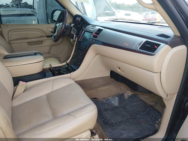 Aukcja sprzedaży 2013 Cadillac Escalade Esv Luxury, vin: 1GYS4HEF5DR141036, numer aukcji: 45965647