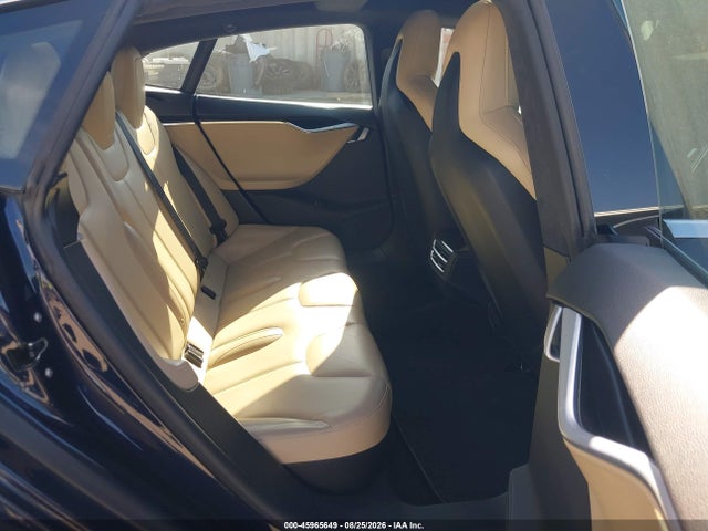 Tesla Model S 85d/p85d 2015 5YJSA1H43FF084246 Image 8