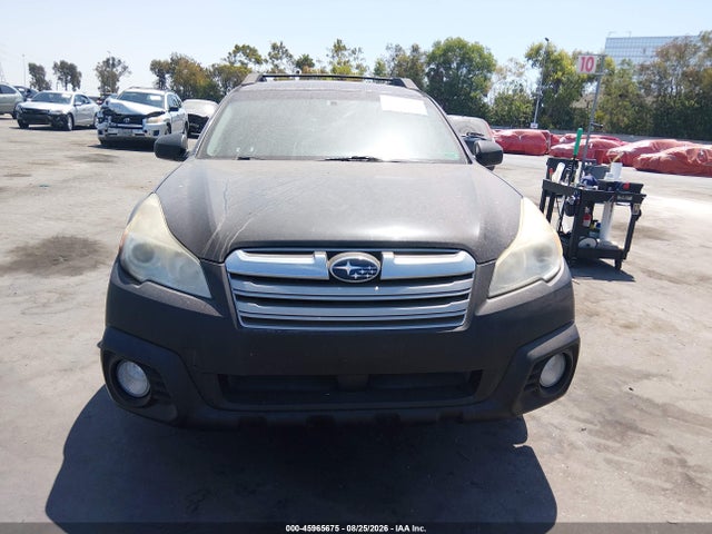 Subaru Outback 2.5i Premium 2014 4S4BRBCC8E3204174 Image 12