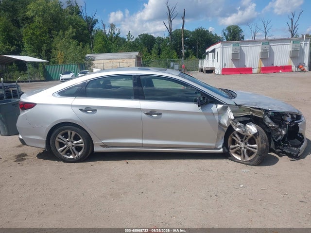 2019 Hyundai Sonata Sport მანქანა იყიდება აუქციონზე, vin: 5NPE34AF3KH806749, აუქციონის ნომერი: 45965732