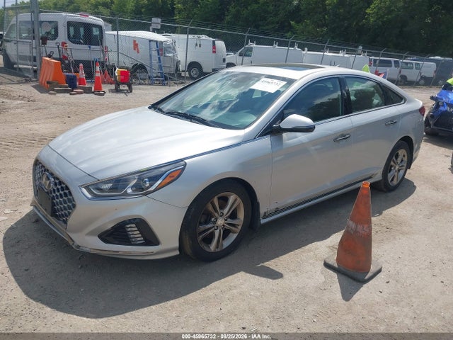 2019 Hyundai Sonata Sport მანქანა იყიდება აუქციონზე, vin: 5NPE34AF3KH806749, აუქციონის ნომერი: 45965732