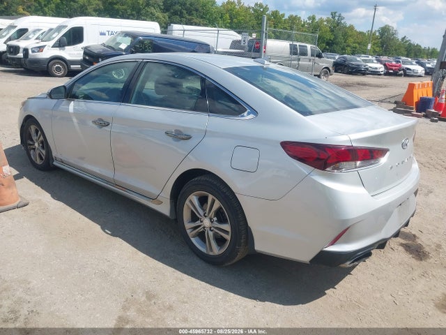 2019 Hyundai Sonata Sport მანქანა იყიდება აუქციონზე, vin: 5NPE34AF3KH806749, აუქციონის ნომერი: 45965732