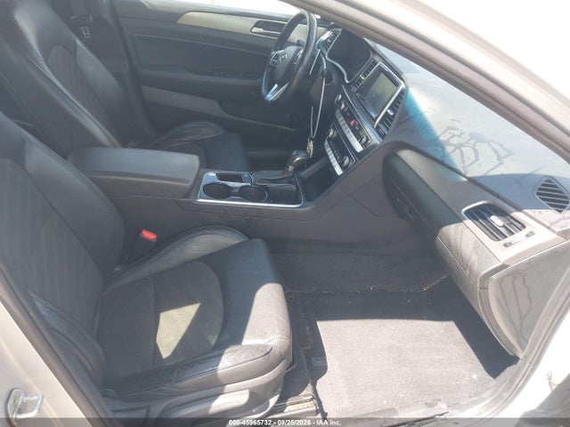 2019 Hyundai Sonata Sport მანქანა იყიდება აუქციონზე, vin: 5NPE34AF3KH806749, აუქციონის ნომერი: 45965732