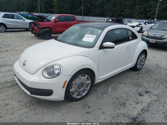 2012 Volkswagen Beetle 2.5l მანქანა იყიდება აუქციონზე, vin: 3VWJX7AT0CM661303, აუქციონის ნომერი: 45965741
