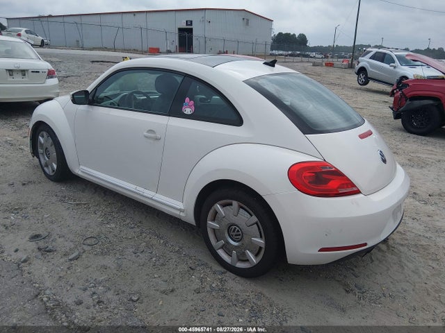 2012 Volkswagen Beetle 2.5l მანქანა იყიდება აუქციონზე, vin: 3VWJX7AT0CM661303, აუქციონის ნომერი: 45965741