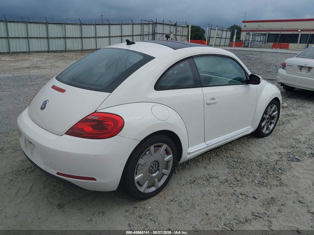 2012 Volkswagen Beetle 2.5l მანქანა იყიდება აუქციონზე, vin: 3VWJX7AT0CM661303, აუქციონის ნომერი: 45965741