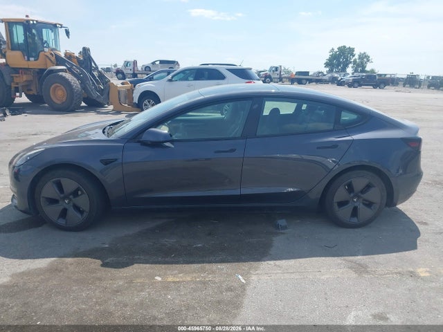 Продажа на аукционе авто 2021 Tesla Model 3 Standard Range Plus Rear-wheel Drive, vin: 5YJ3E1EA4MF085079, номер лота: 45965750
