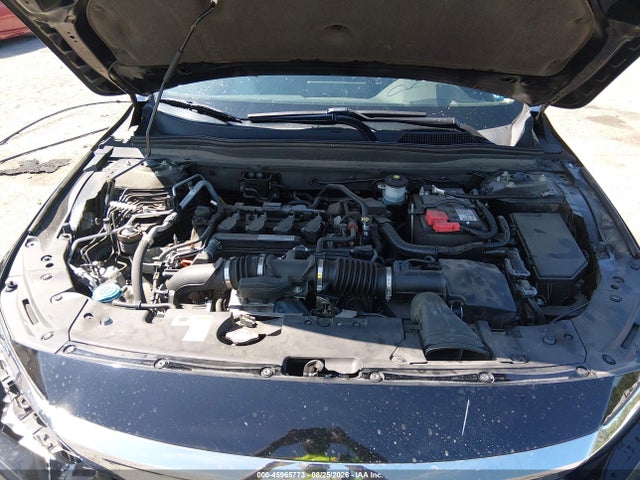 Honda Accord Touring 2018 1HGCV1F94JA192871 Image 10