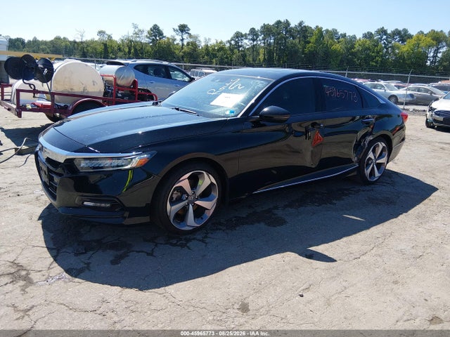 Honda Accord Touring 2018 1HGCV1F94JA192871 Image 2