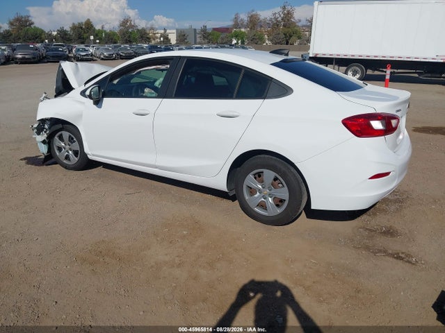 Продажа на аукционе авто 2018 Chevrolet Cruze Ls Auto, vin: 1G1BC5SM6J7220984, номер лота: 45965814
