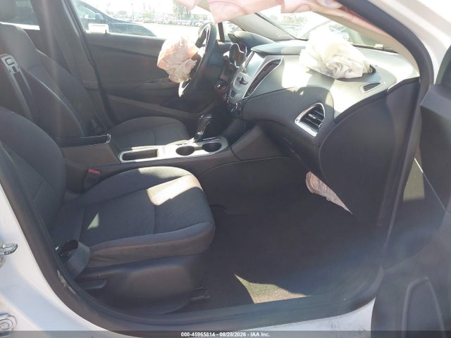 Продажа на аукционе авто 2018 Chevrolet Cruze Ls Auto, vin: 1G1BC5SM6J7220984, номер лота: 45965814