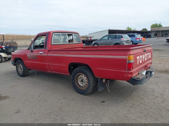 45965827 :رقم المزاد ، JT4RN55E2G0175533 vin ، 1986 Toyota Pickup 1 Ton Long Bed Rn55 مزاد بيع