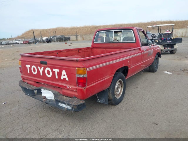 45965827 :رقم المزاد ، JT4RN55E2G0175533 vin ، 1986 Toyota Pickup 1 Ton Long Bed Rn55 مزاد بيع