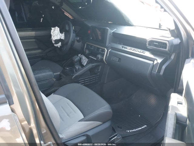 Продаж на аукціоні авто 2026 Toyota Tacoma Trd Sport, vin: 3TMLB5FN0TM053855, номер лоту: 45965832