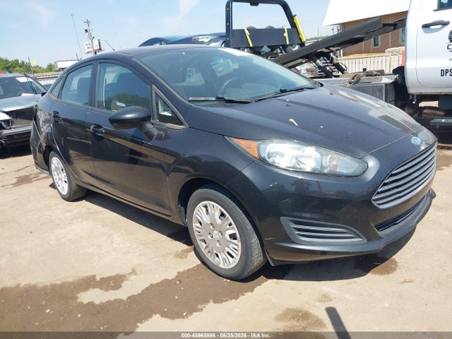 45965898 :رقم المزاد ، 3FADP4AJOEM132696 vin ، 2014 Ford Fiesta S مزاد بيع
