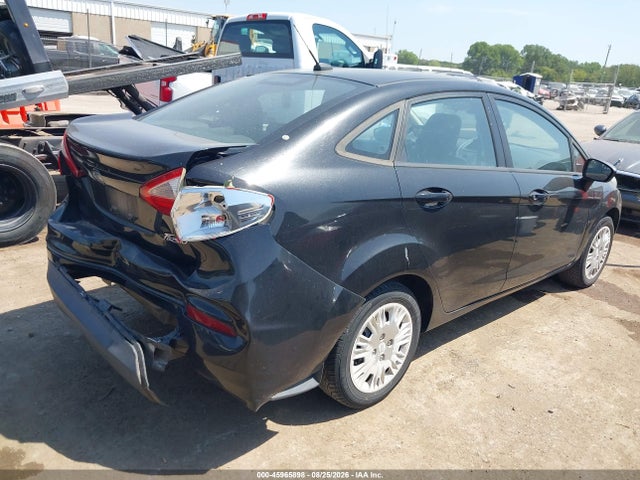 45965898 :رقم المزاد ، 3FADP4AJOEM132696 vin ، 2014 Ford Fiesta S مزاد بيع