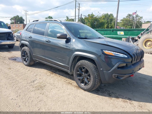 45965938 :رقم المزاد ، 1C4PJMBS1GW232437 vin ، 2016 Jeep Cherokee Trailhawk مزاد بيع