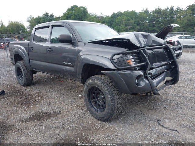2011 Toyota Tacoma Base V6 მანქანა იყიდება აუქციონზე, vin: 3TMLU4EN3BM065700, აუქციონის ნომერი: 45965940
